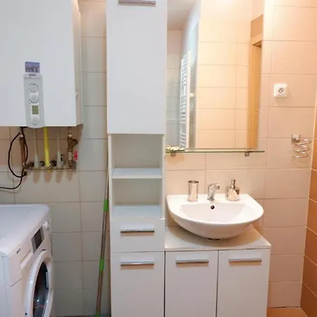V Centru Mesta S Vyhledem Na Petra, A Parkovani Appartement