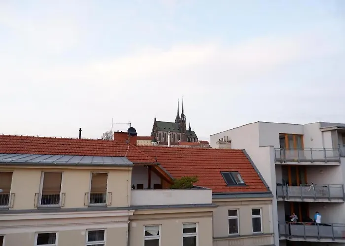 Apartment V Centru Mesta S Vyhledem Na Petra, A Parkovani