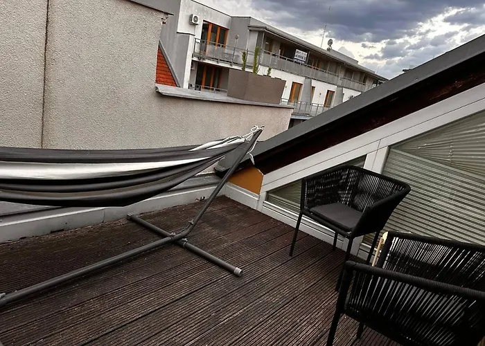 Apartment V Centru Mesta S Vyhledem Na Petra, A Parkovani Brünn